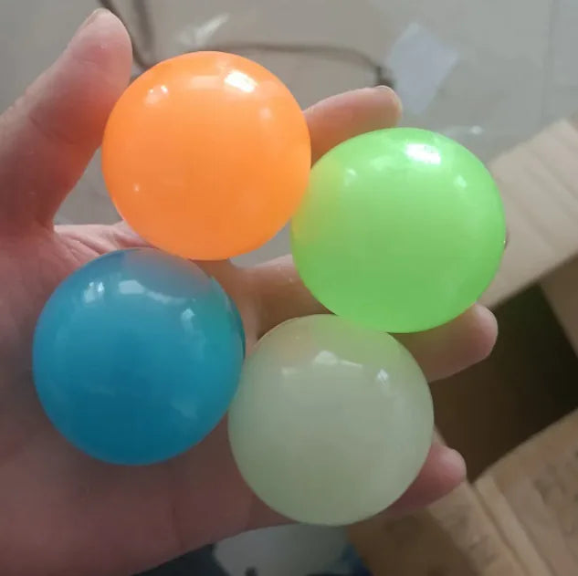 Fun Throwing Sticky Luminous Ball