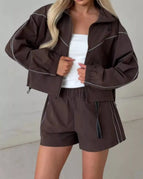 Brown / S