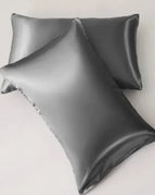 Carbon Gray / 50 × 66cm