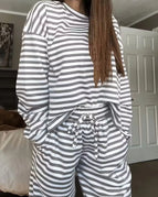 Grey / S