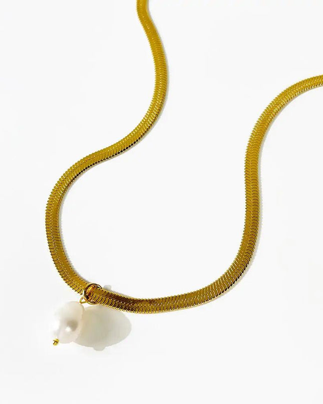 Wide Flat Snake Pearl Necklace