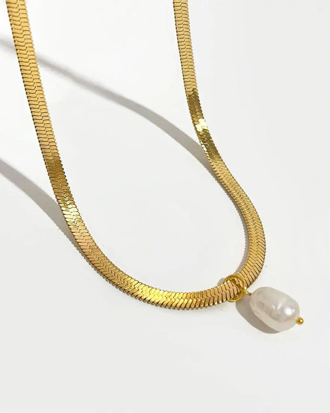 Wide Flat Snake Pearl Necklace