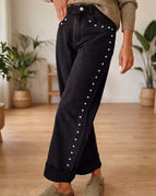 Black / 4