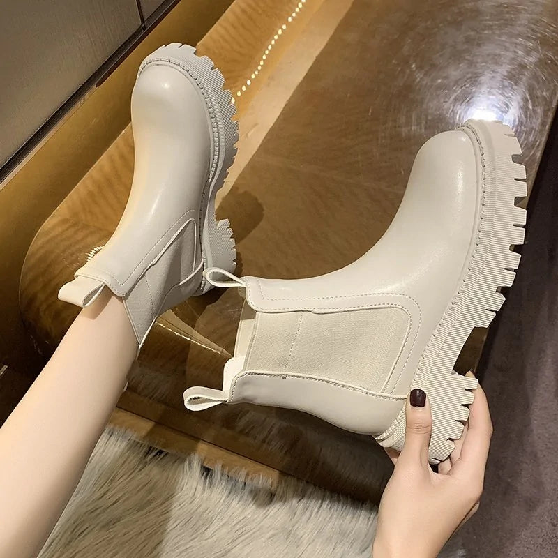 Mid Heel Chelsea Boots