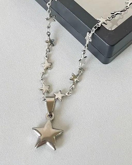 Metal Star Pendant Necklace