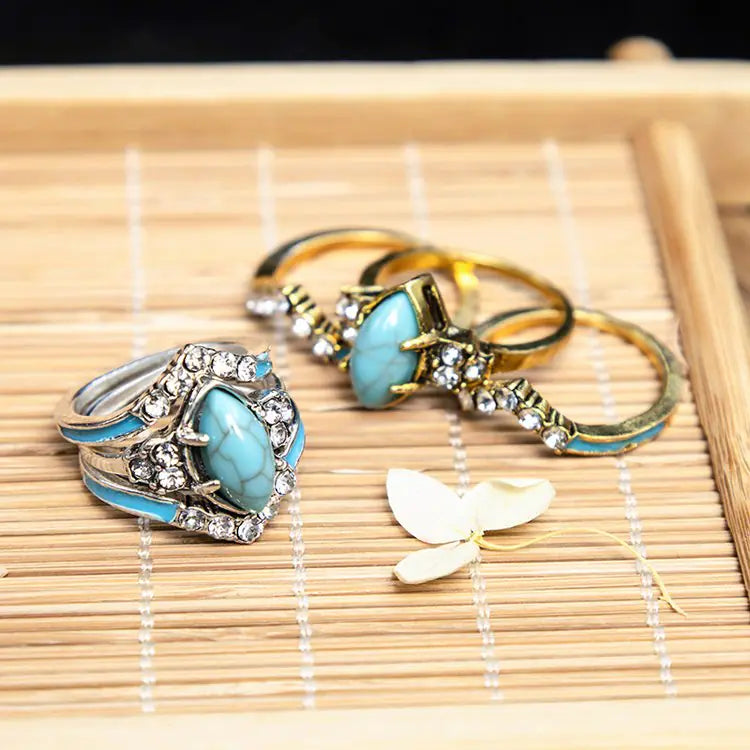 Luxurious Shining Crystal Stone Ring