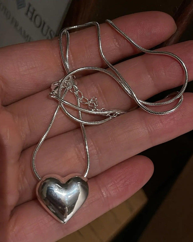 Metal Heart Pendant Necklace