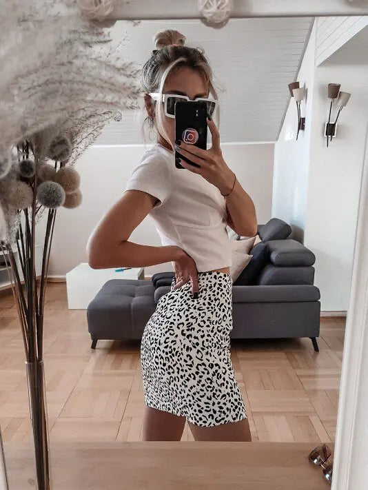 Leopard Print Slim Skirt Trend