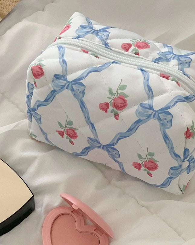 Quilted Flower Storage Makeup Bag