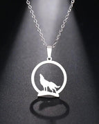 Silver / Pendant: 2.2cm, Chain: 45cm