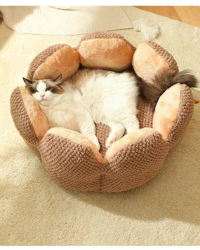 Warm Cactus Petal Pet Nest