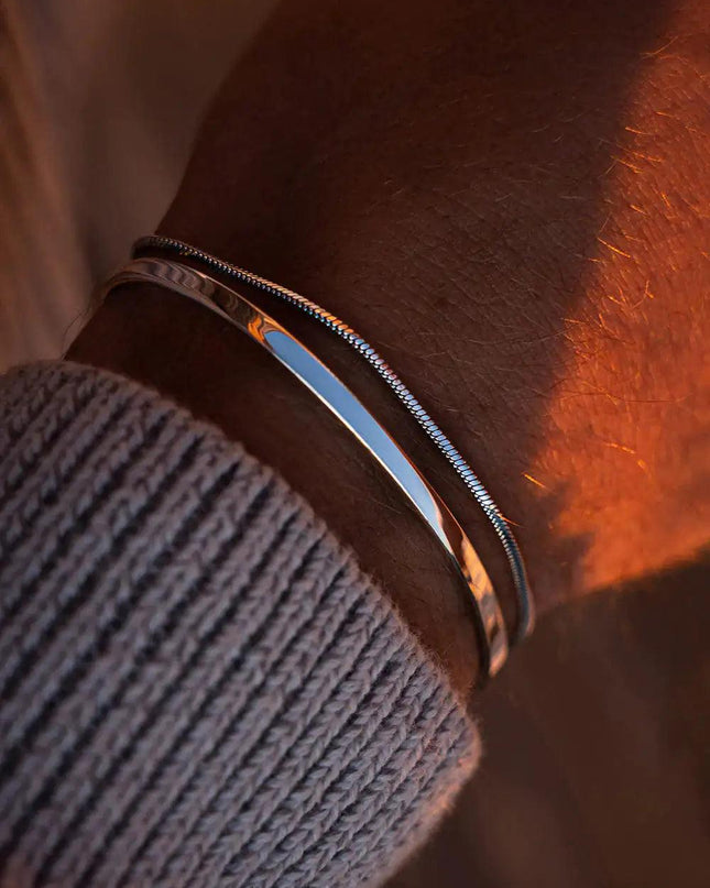 Minimal Unisize Cuff