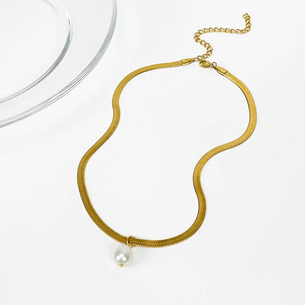 Wide Flat Snake Pearl Necklace