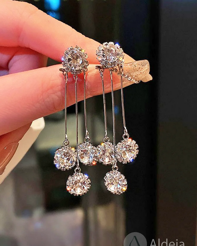 Virtus Luxury Earring