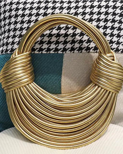 Fashionable Handwoven Handheld Bag