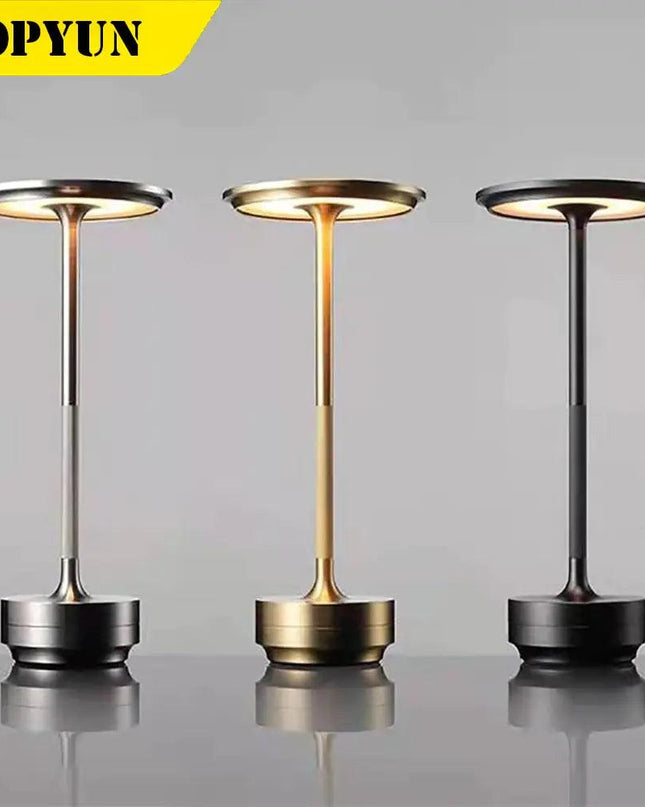 Simple Charging Desk Lamp