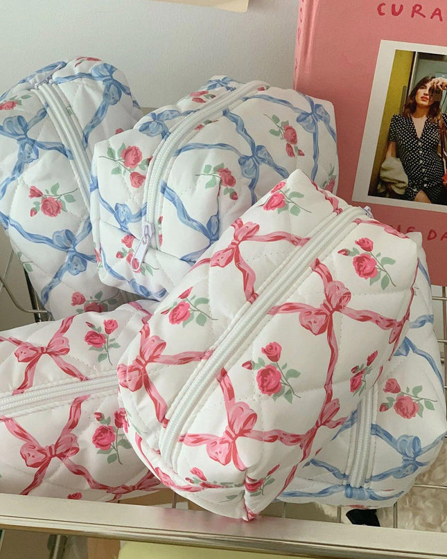 Quilted Flower Storage Makeup Bag