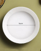 White Round / 16cm x 20cm