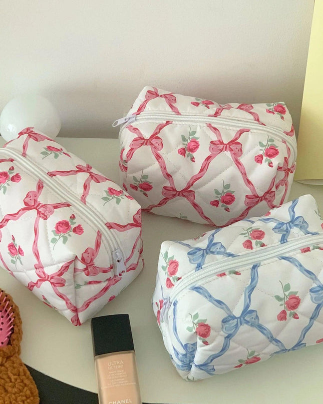 Quilted Flower Storage Makeup Bag