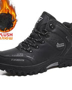 01 Plush Black / 7.5