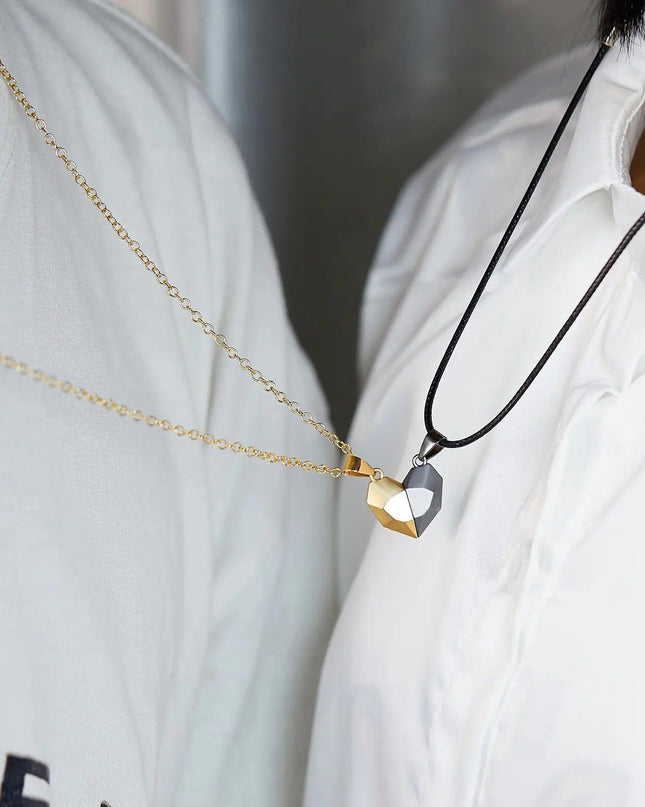 Magnetic Heart Couple Necklace