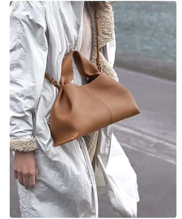 Leather One Shoulder Messenger Bag