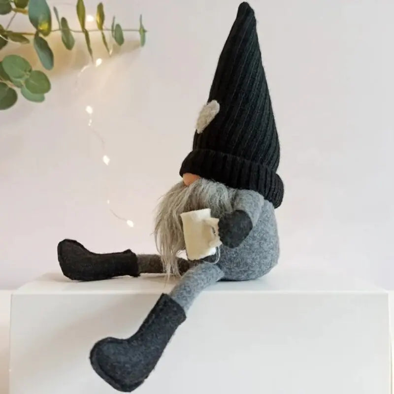 Knitted Faceless Doll Hanging Legs Hand-ground Coffee