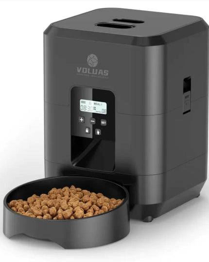 Intelligent Remote-Controlled Automatic Pet Feeder with Timed and Quantitative Feeding