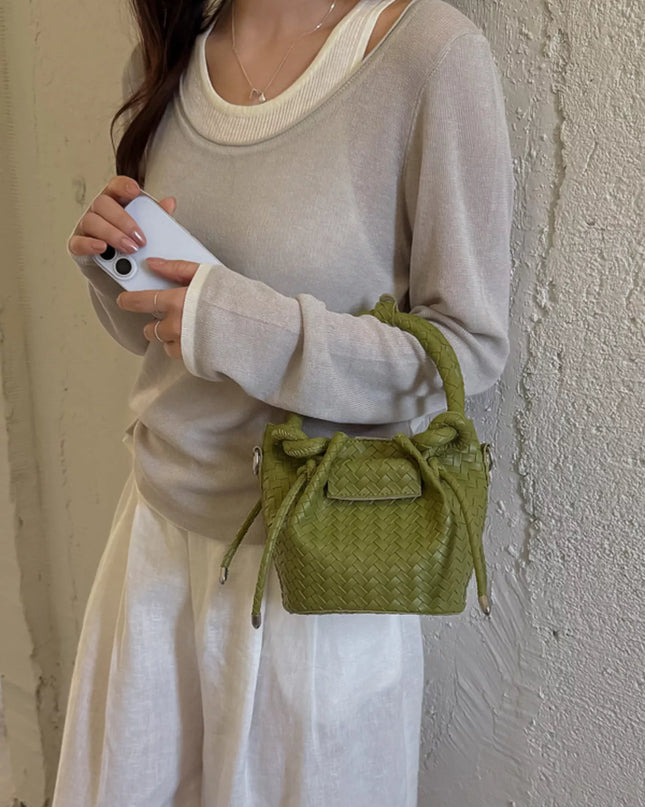 b5372187c4cc466bbb399543efba0bd6-Max-Origin