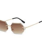 C08 Gold Tea / As Photos Showing