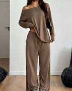 Brown / S