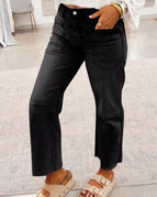 Black / 4