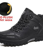 01 No Plush Black / 7