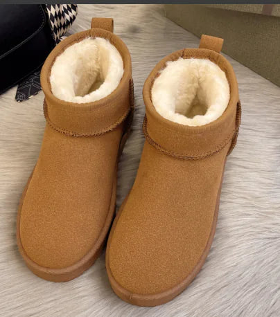 Snow Boot Style Short Mini Winter Sheepskin Boots