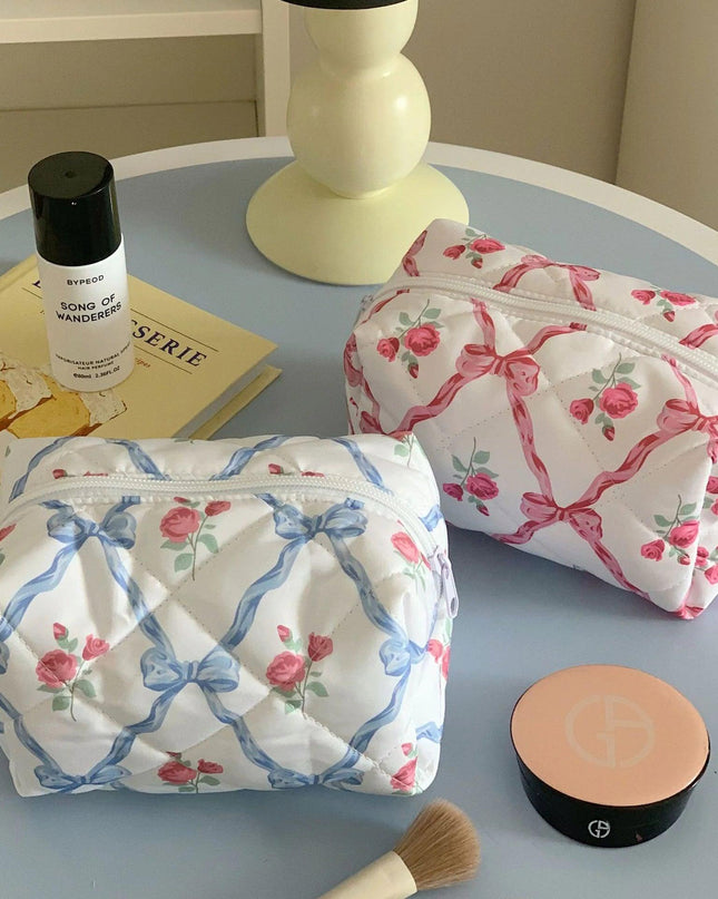 Quilted Flower Storage Makeup Bag