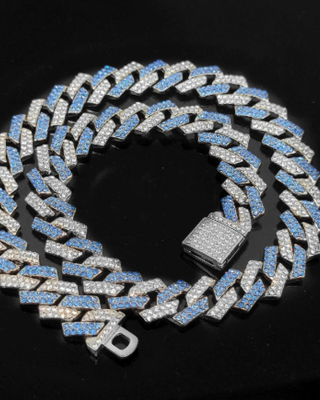 Rhinestones Paved Cuban Necklace