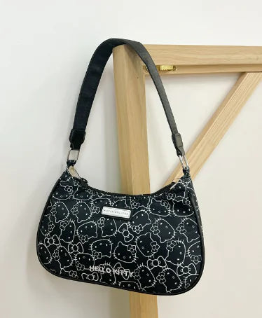 Heart Pattern Shoulder Bag